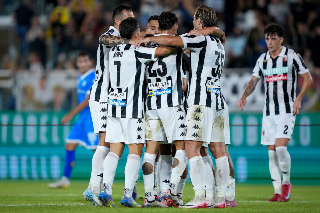 Torres-Ascoli: 24 convocati bianconeri, si rivede Oviszach